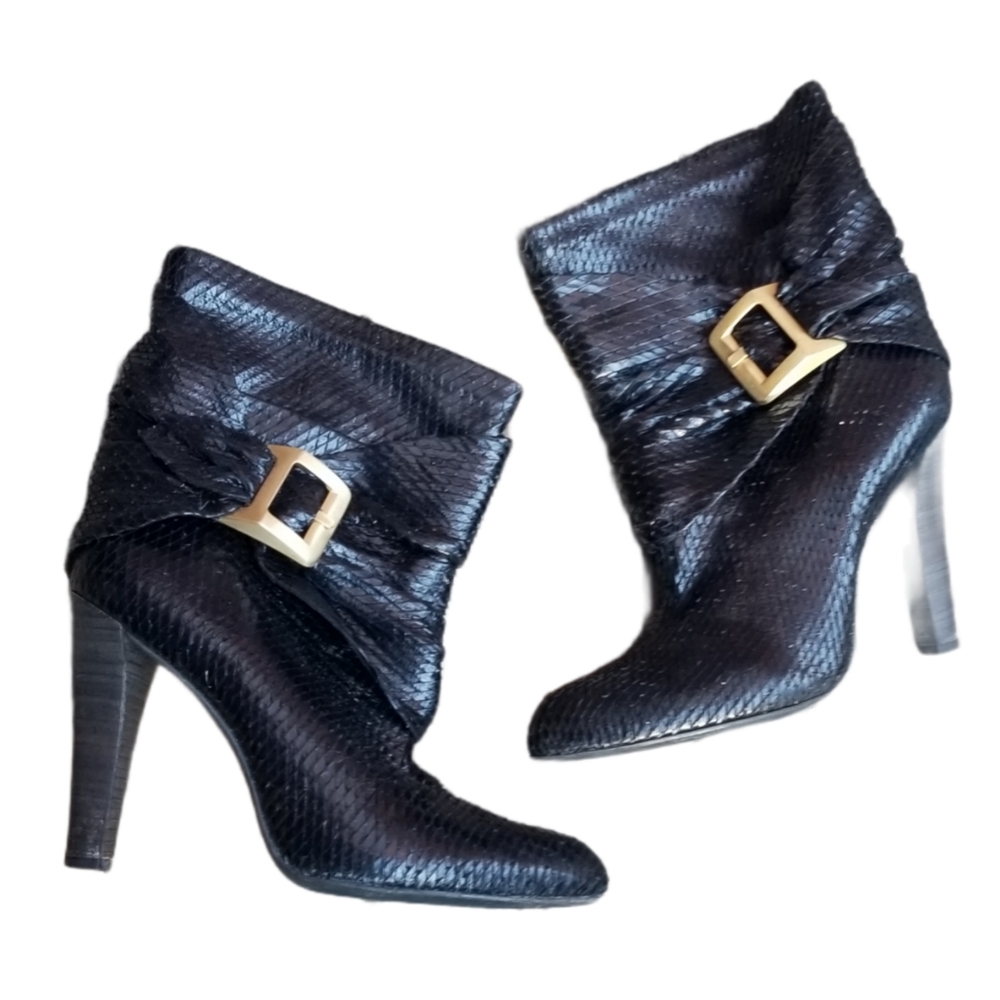 BCBGMaxAzaria Snakeskin Cuffed Boots (Size 8.5B)